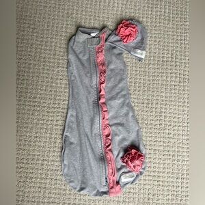 Woombie sleep sack 5-13lbs 0-3 month